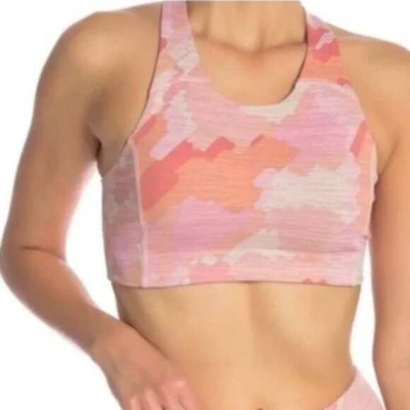 OUTDOOR VOICES Tech Sweat Racerback Sports Bra in Coral Stroke Camo Athleisure - Picture 1 of 13